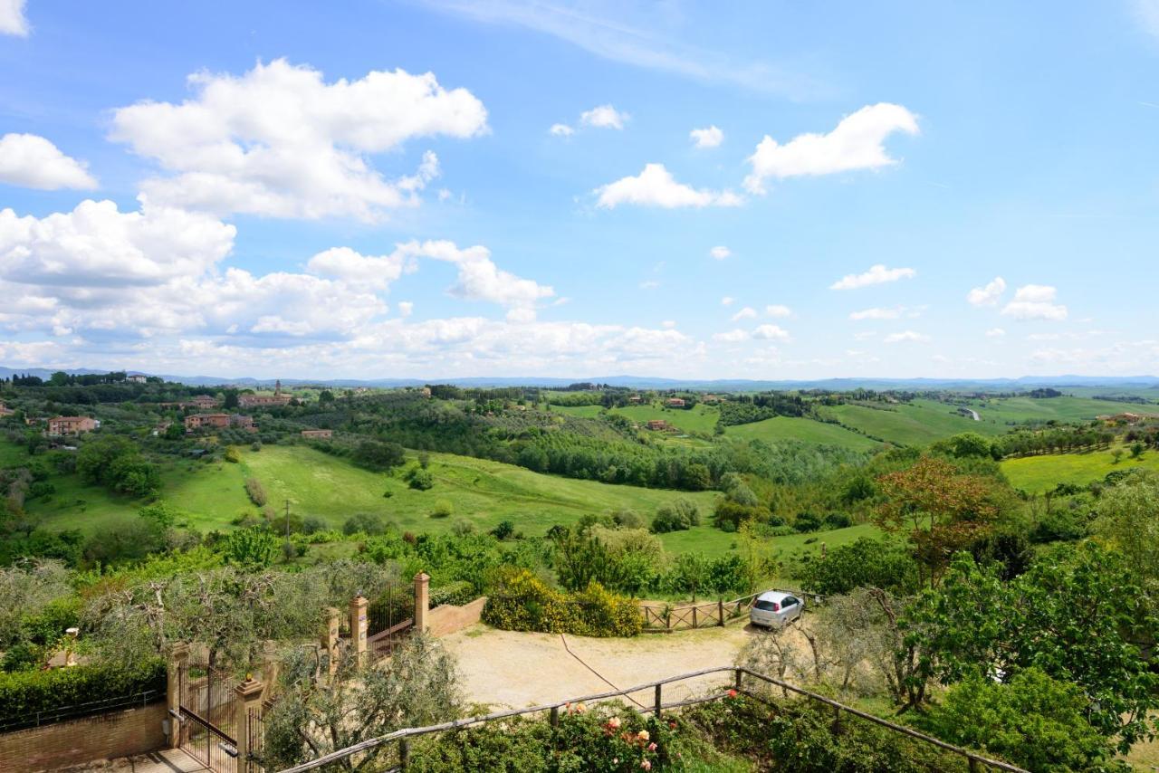 Apartamento Luglie 360° panoramic terrace Siena Exterior foto